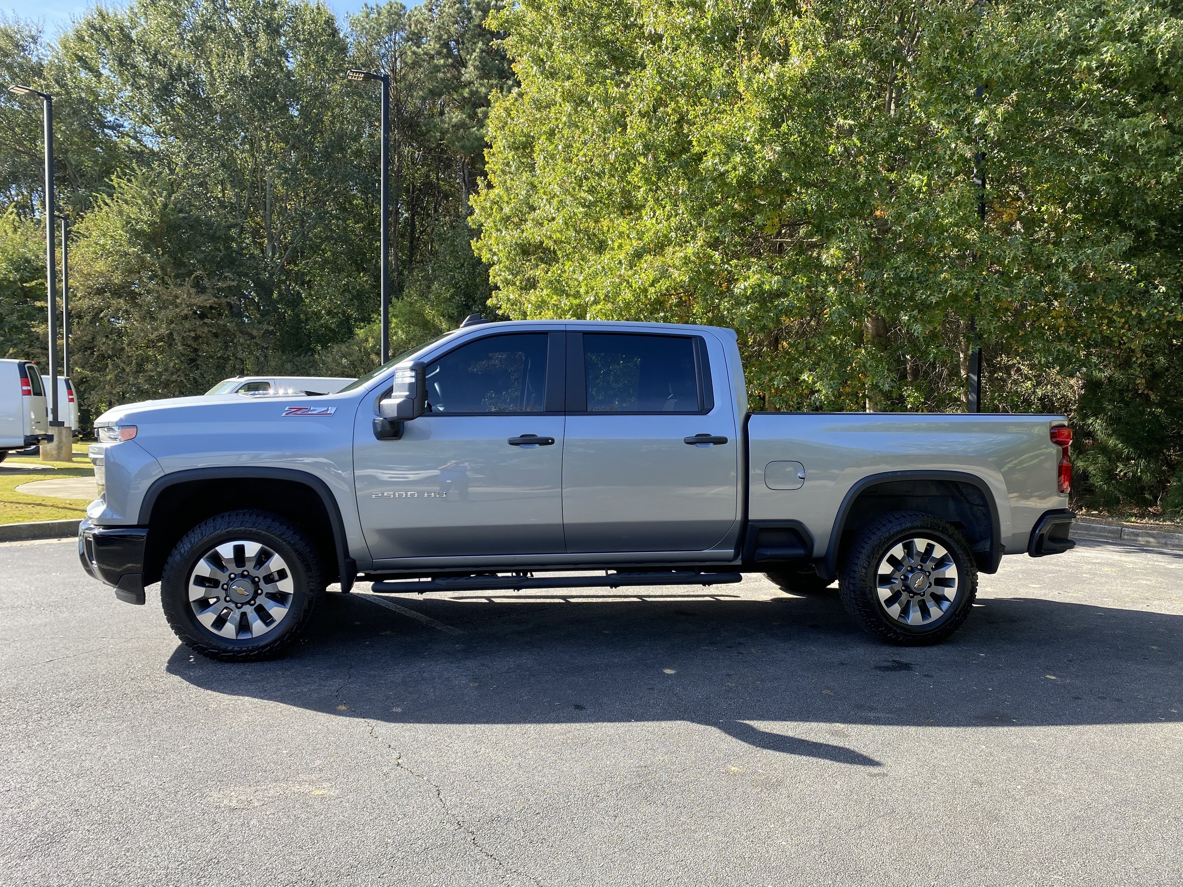 Used 2025 Chevrolet Silverado 2500 Custom w/ Custom Value Package AWD/4WD image 6