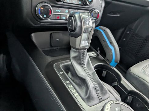 Used 2021 Ford Bronco Black Diamond image 14