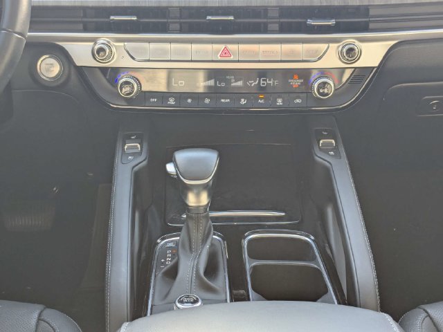 Certified 2025 Kia Telluride EX w/ EX Captain's Chair Package FWD image 20