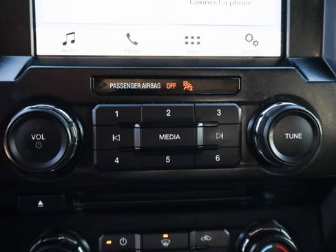 Used 2016 Ford F150 XLT w/ Equipment Group 302A Luxury image 40