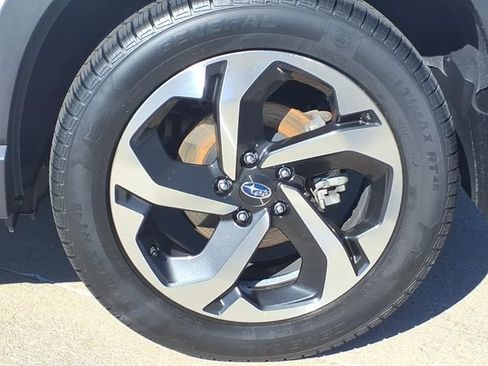 Used 2023 Subaru Forester Touring AWD/4WD image 11