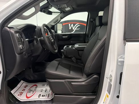 New 2026 GMC Sierra 2500 Pro w/ Convenience Package AWD/4WD image 9