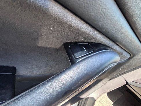 Used 2018 Tesla Model 3 Long Range RWD image 8