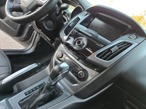 Used 2013 Ford Focus Titanium image 36