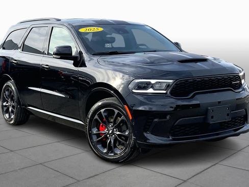 Used 2025 Dodge Durango R/T image 2