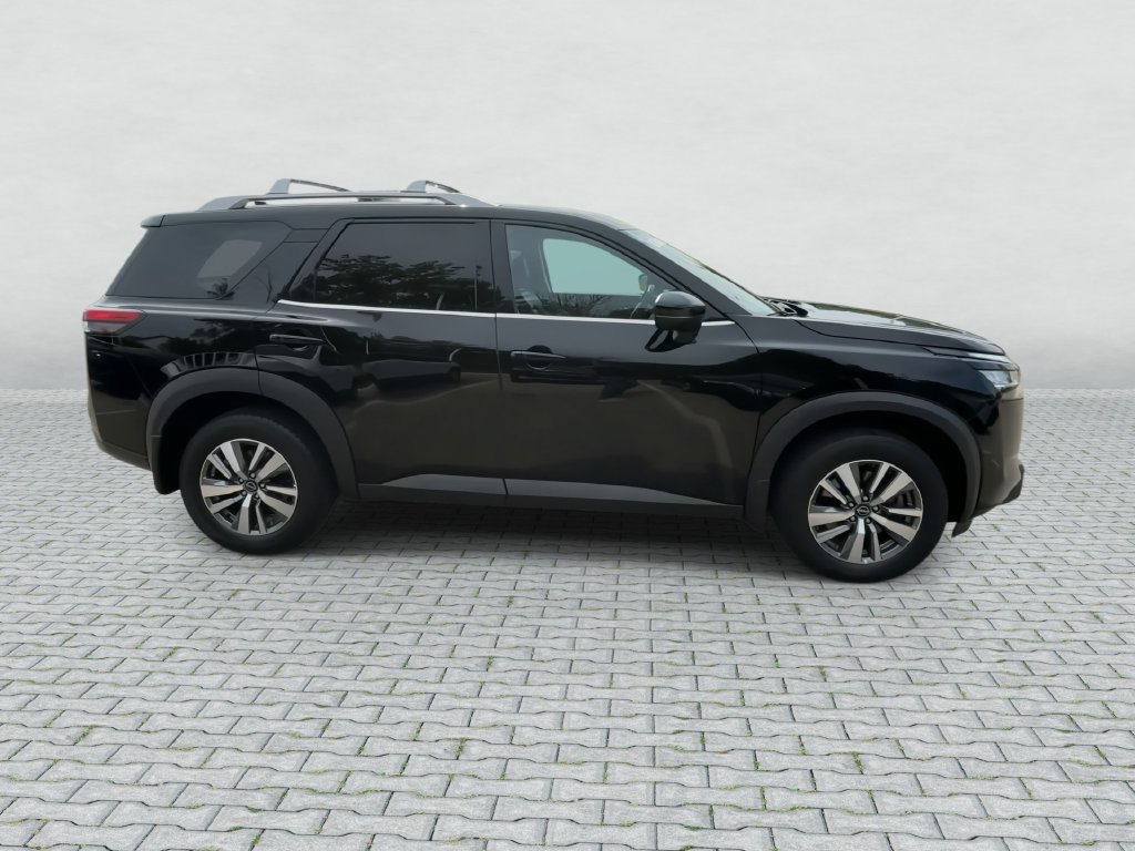 Certified 2023 Nissan Pathfinder SL AWD/4WD image 9