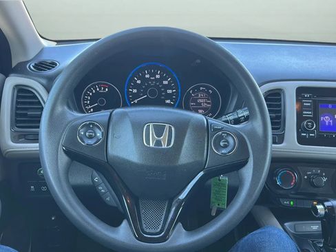 Used 2016 Honda HR-V LX image 26