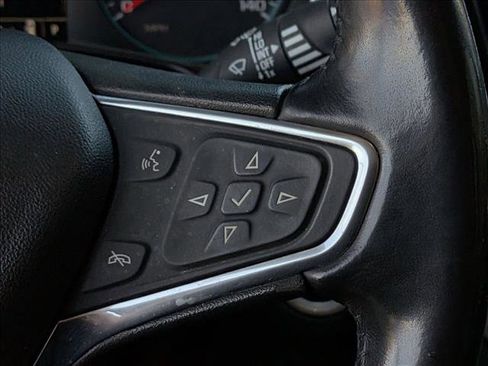 Used 2018 Chevrolet Equinox LT image 14