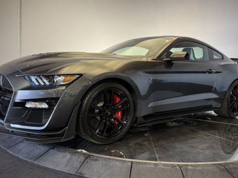 Used 2020 Ford Mustang Shelby GT500 w/ Technology Package RWD image 23