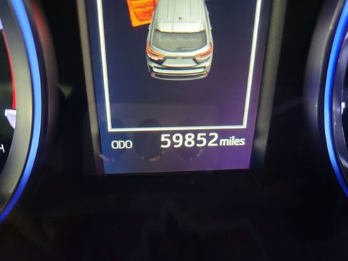 Used 2019 Toyota Highlander XLE image 38