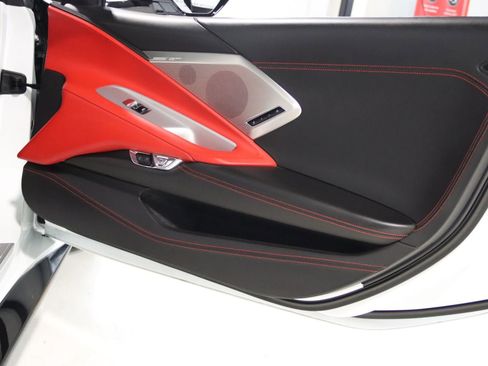 Used 2024 Chevrolet Corvette Stingray Premium Conv w/ Z51 Performance Package RWD image 58