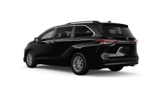 New 2026 Toyota Sienna XLE image 6