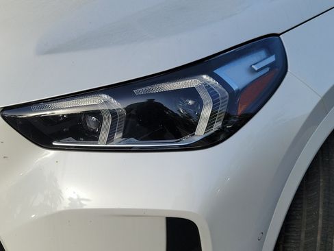 Used 2023 BMW X1 xDrive28i w/ M Sport Package AWD/4WD image 4