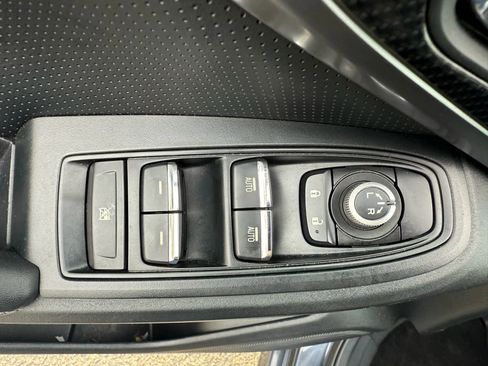 Used 2017 Subaru Impreza 2.0i Limited w/ Moonroof/BSD & Rcta/Eyesight image 24