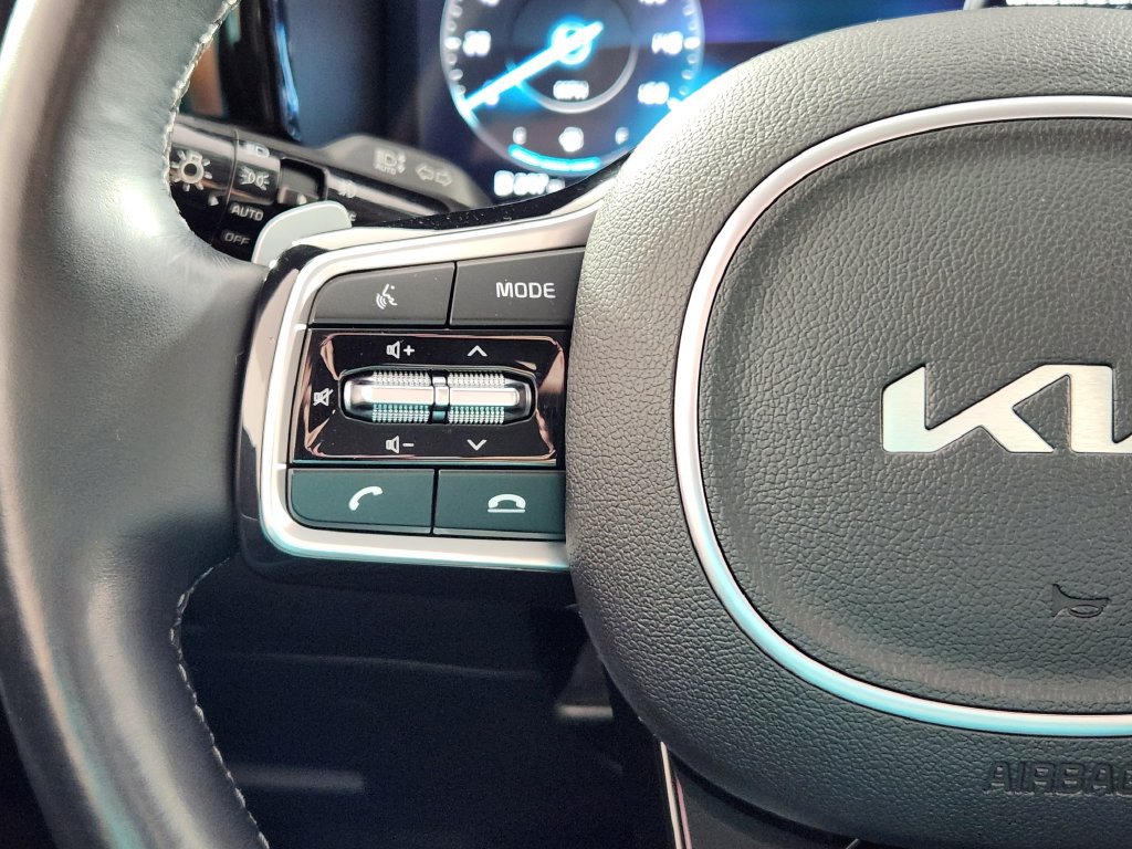 Used 2023 Kia Sorento SX AWD/4WD image 18