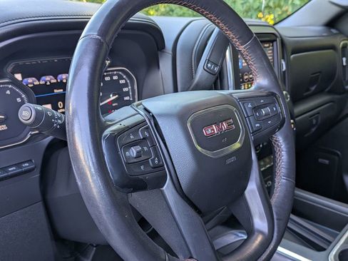 Used 2020 GMC Sierra 1500 AT4 w/ Technology Package image 17