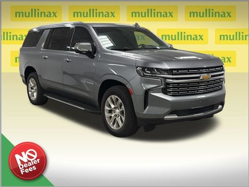 Used 2021 Chevrolet Suburban Premier w/ Premium Package AWD/4WD image 1