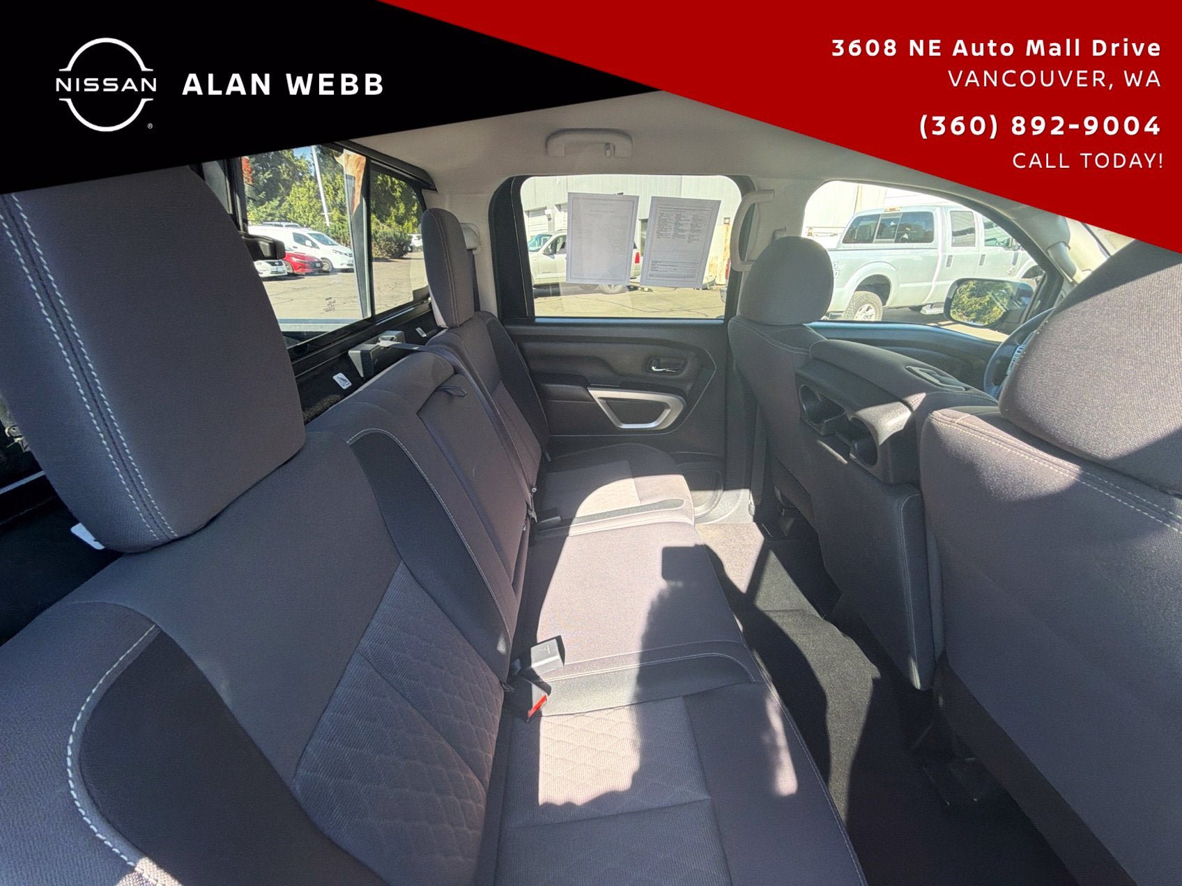 Used 2023 Nissan Titan SV AWD/4WD image 22