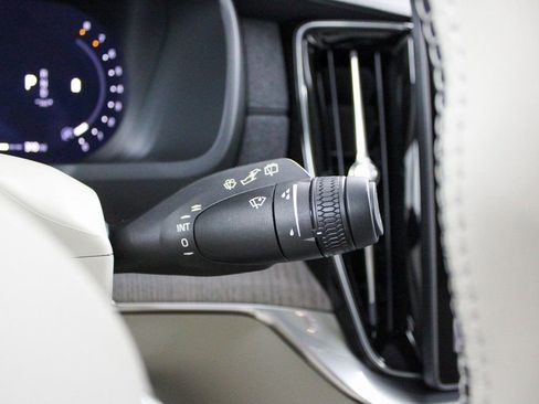 New 2026 Volvo XC90 B6 Ultra w/ Protection Package Premier image 31