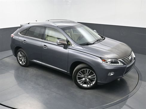 Used 2013 Lexus RX 450h AWD w/ Navigation Pkg image 29