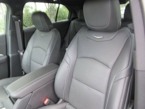 Certified 2025 Cadillac XT4 Premium Luxury AWD/4WD image 19