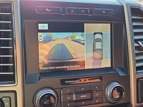 Used 2020 Ford F150 Platinum w/ Equipment Group 701A Luxury AWD/4WD image 18
