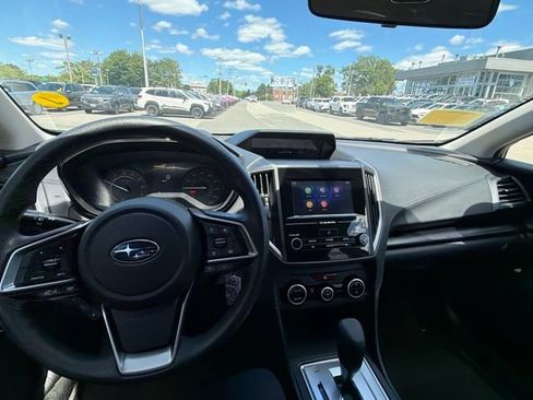 Used 2021 Subaru Crosstrek 2.0i AWD/4WD image 12