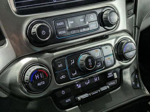Used 2017 Chevrolet Tahoe Premier image 16