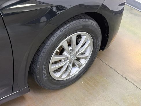 Used 2019 Hyundai Elantra ECO FWD image 22