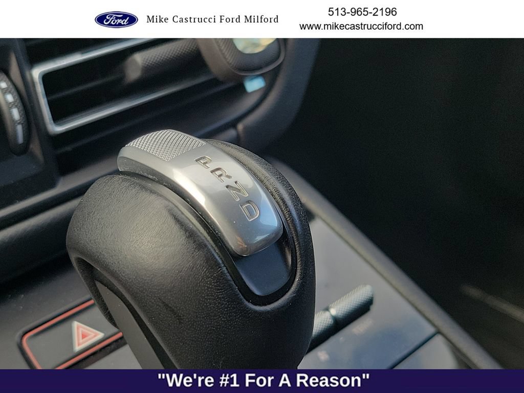 Used 2024 Porsche Macan AWD/4WD image 16