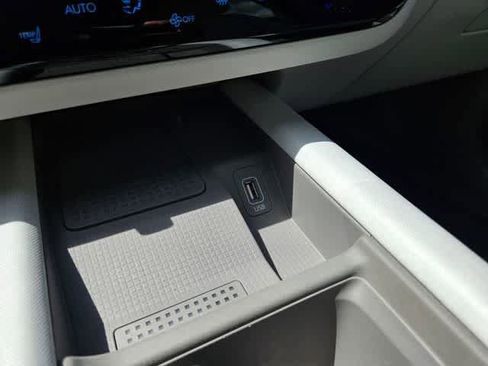 Used 2023 Hyundai Ioniq 6 SEL RWD image 30