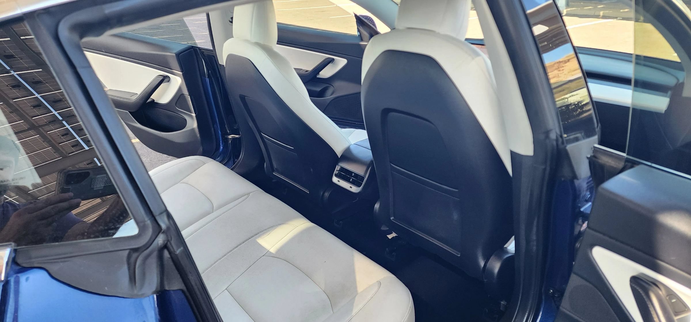 Used 2018 Tesla Model 3 Long Range AWD/4WD image 18