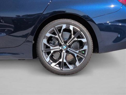 New 2026 BMW 330i xDrive Sedan w/ Premium Package AWD/4WD image 10