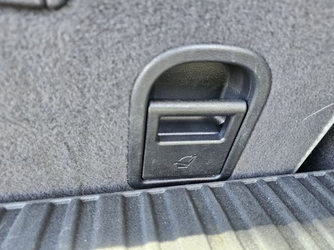 Used 2017 Acura MDX SH-AWD image 39