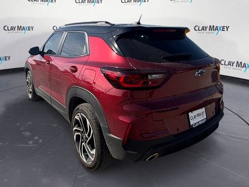 Used 2024 Chevrolet TrailBlazer RS w/ Convenience Package image 3