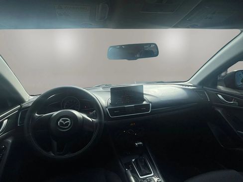 Used 2015 MAZDA MAZDA3 i SV FWD image 6