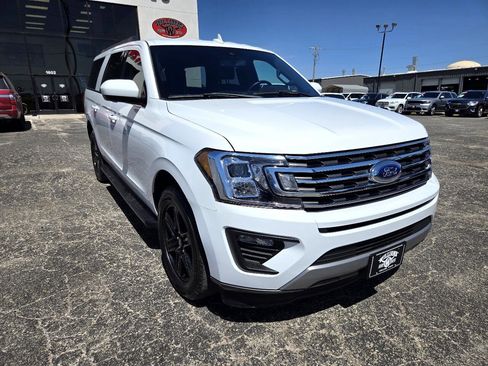 Used 2021 Ford Expedition Max XLT image 1