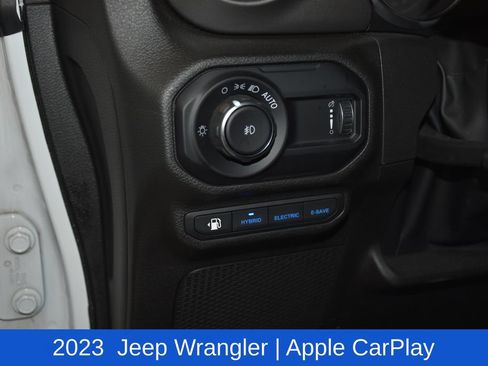 Used 2023 Jeep Wrangler Unlimited w/ Sun & Screen Package AWD/4WD image 11