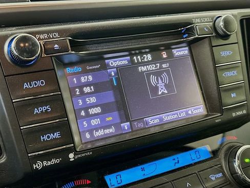 Used 2017 Toyota RAV4 XLE image 15