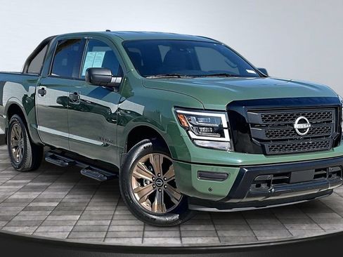 Used 2024 Nissan Titan SV w/ SV Bronze Edition Package RWD image 38