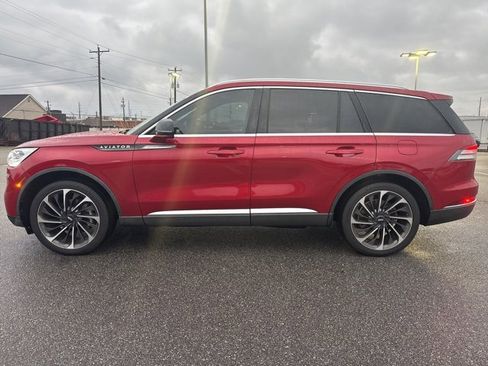 Used 2020 Lincoln Aviator Reserve w/ Equipment Group 202A image 6