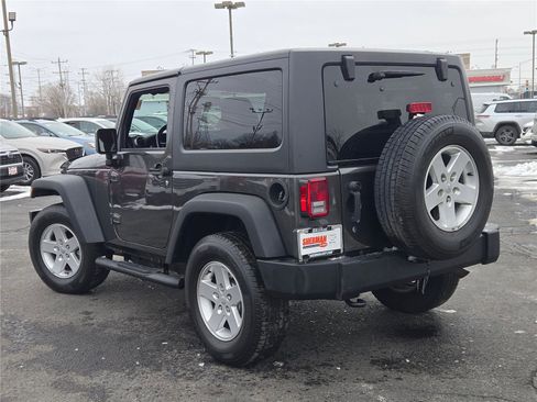 Certified 2018 Jeep Wrangler Sport image 13