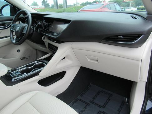 Used 2021 Buick Envision Essence w/ Technology Package I FWD image 11
