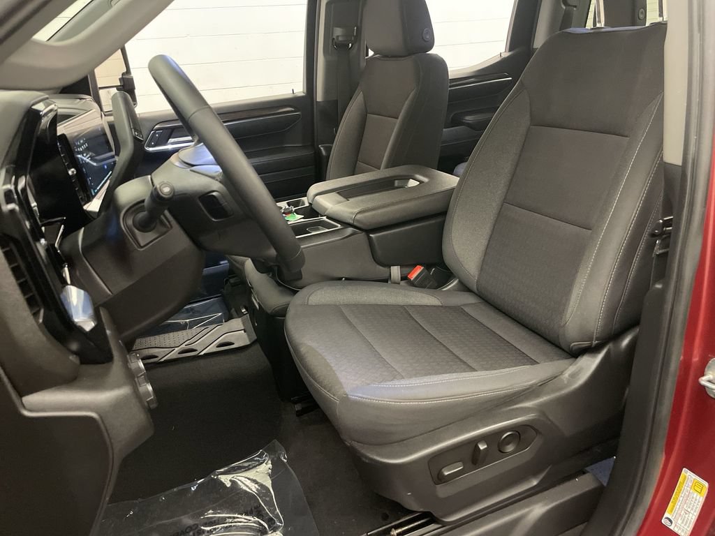 Used 2024 Chevrolet Silverado 1500 RST w/ Max Trailering Package AWD/4WD image 13