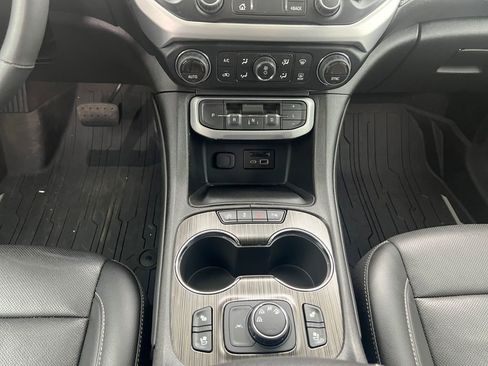 Used 2023 GMC Acadia SLT w/ Elevation Edition AWD/4WD image 15