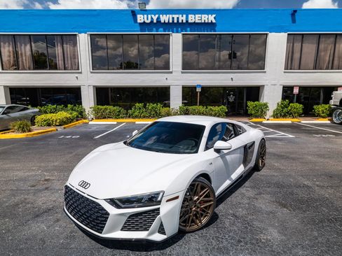 Used 2023 Audi R8 V10 performance image 9