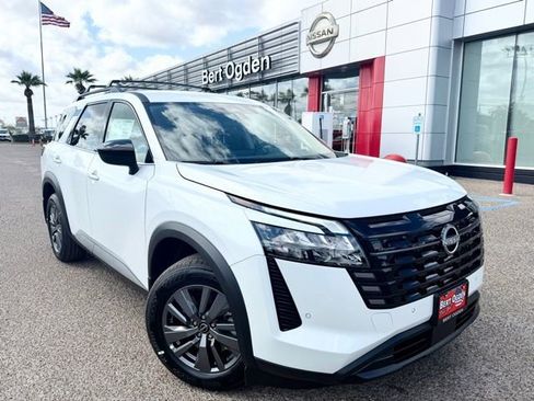 New 2026 Nissan Pathfinder SV image 1