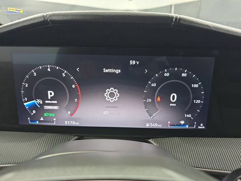 Used 2025 Nissan Murano SV image 21