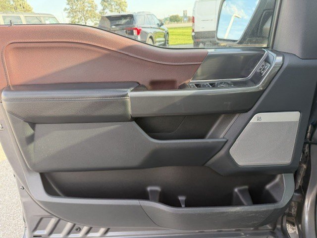 Used 2023 Ford F150 Lariat AWD/4WD image 10