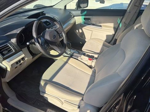 Used 2015 Subaru Crosstrek 2.0i Premium image 8
